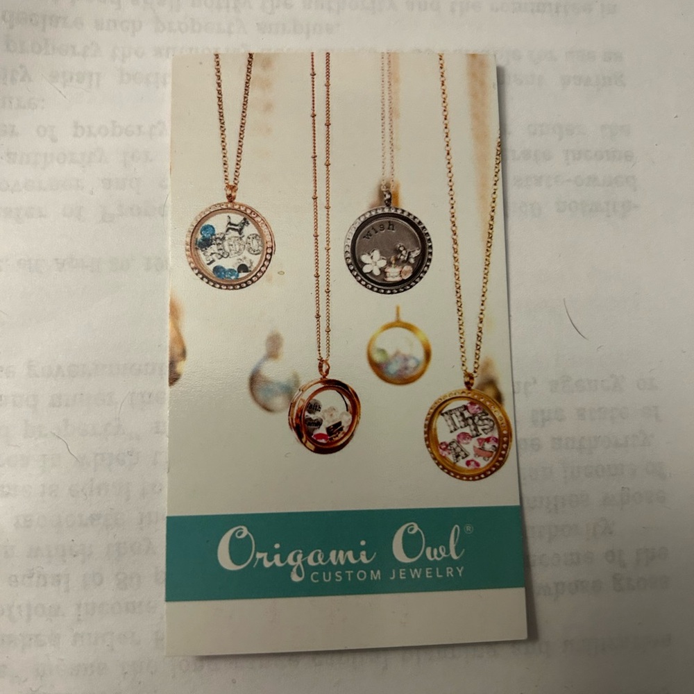 Origami Owl Silver Floating Locket Pendant with Charms - Picture 2 of 9